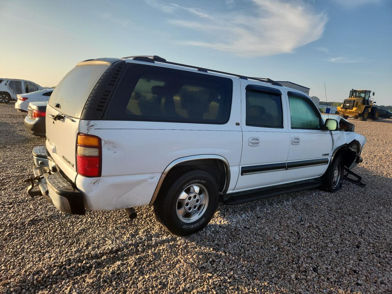2001 Chevrolet Suburban C1500 - Фото 3
