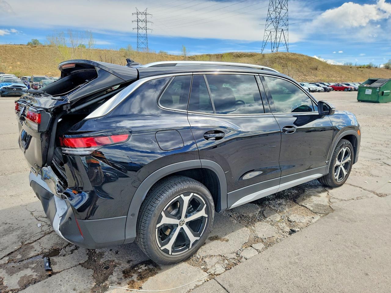 2025 Volkswagen Tiguan Se - Фото 3