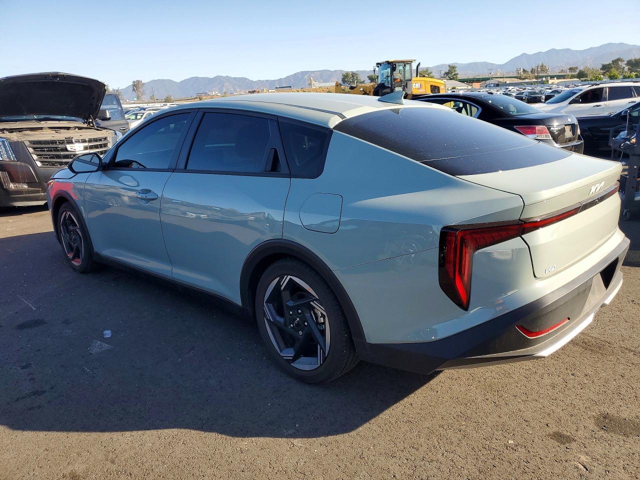 2025 Kia K4 Ex - Фото 2