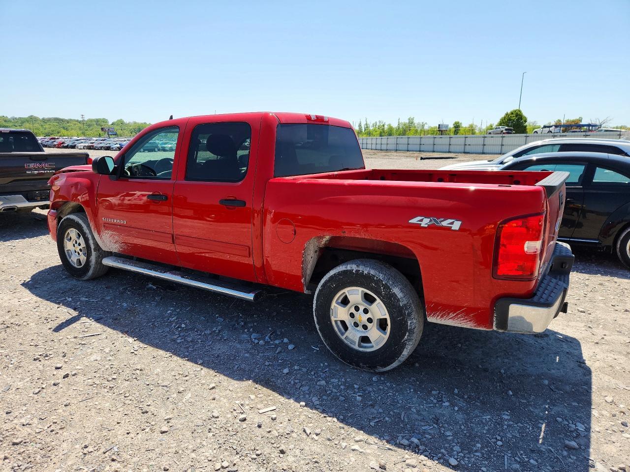 2011 Chevrolet Silverado K1500 Lt - Фото 2