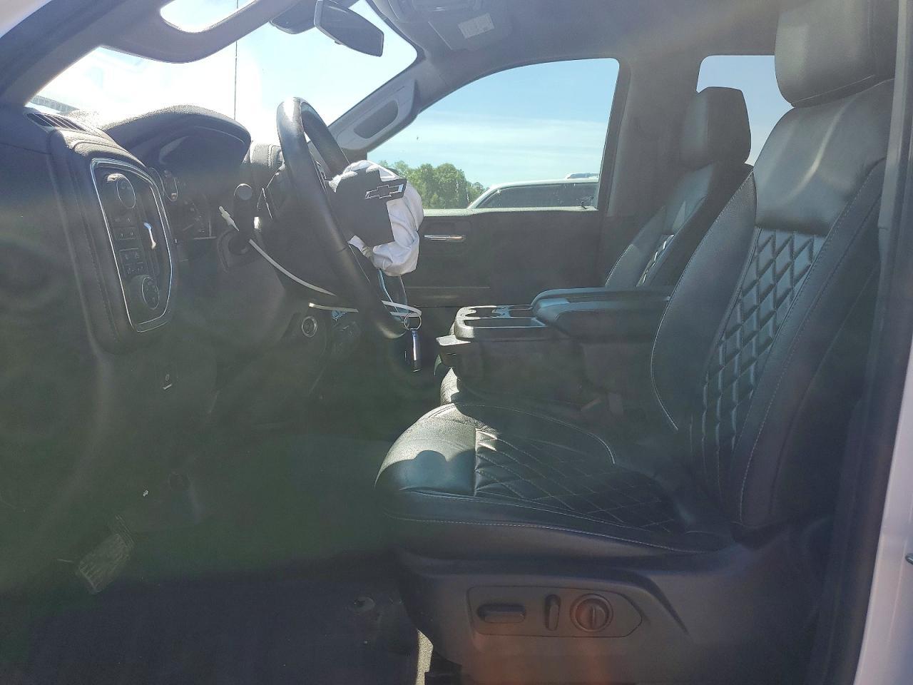 2020 Chevrolet Silverado K1500 Rst - Фото 7