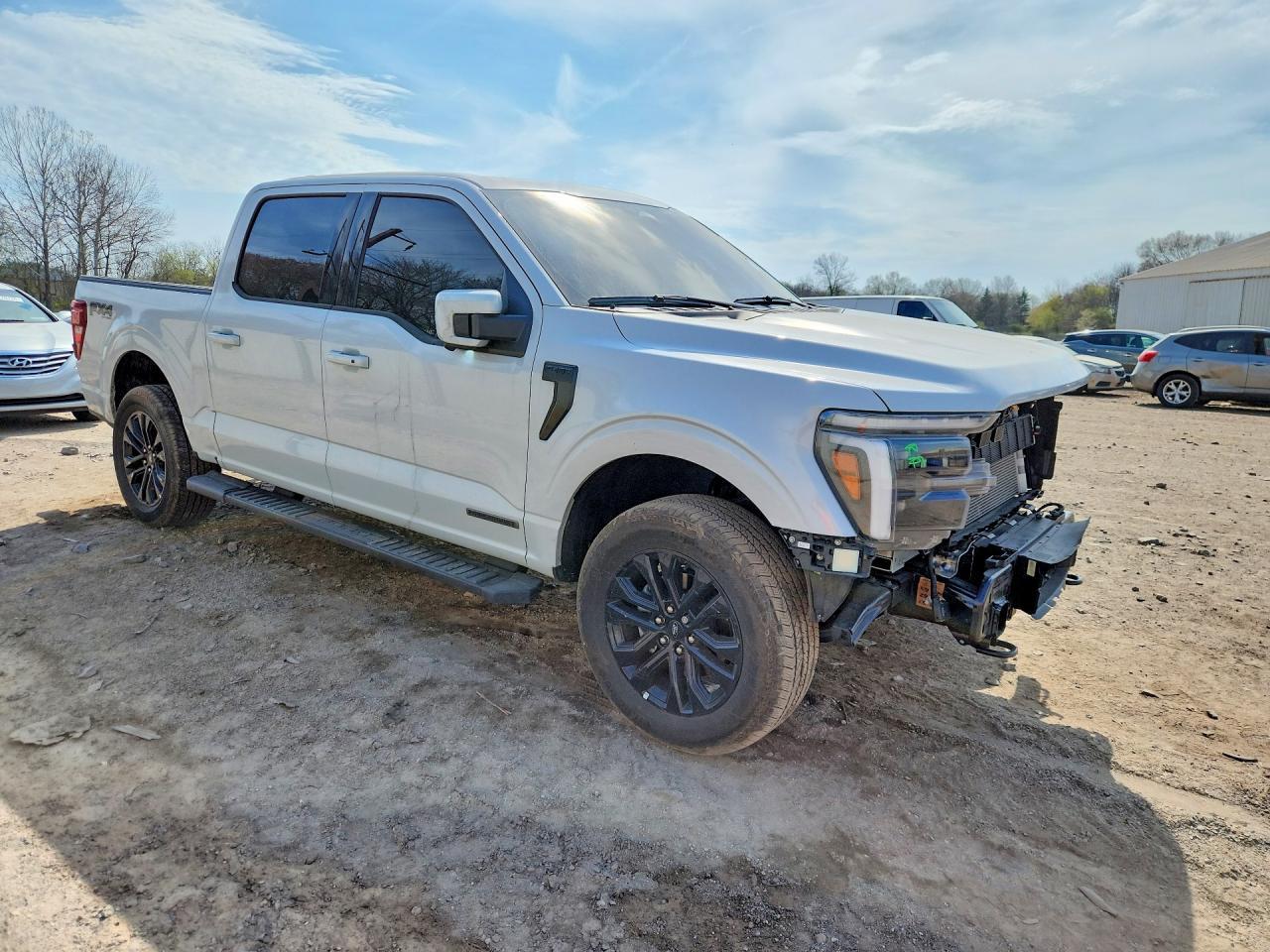 2025 Ford F150 Lariat - Image 4