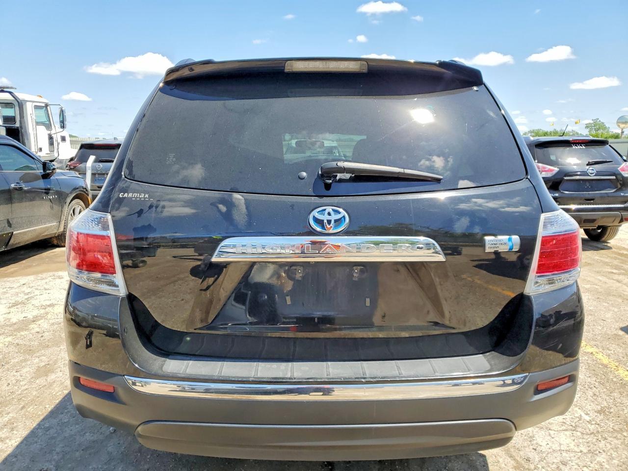 2012 Toyota Highlander Hybrid - Image 6