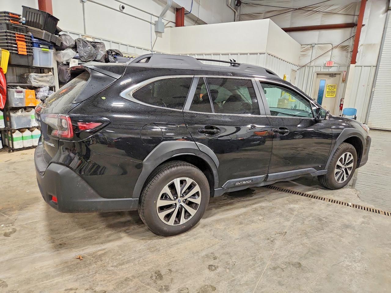 2025 Subaru Outback Premium - Фото 3