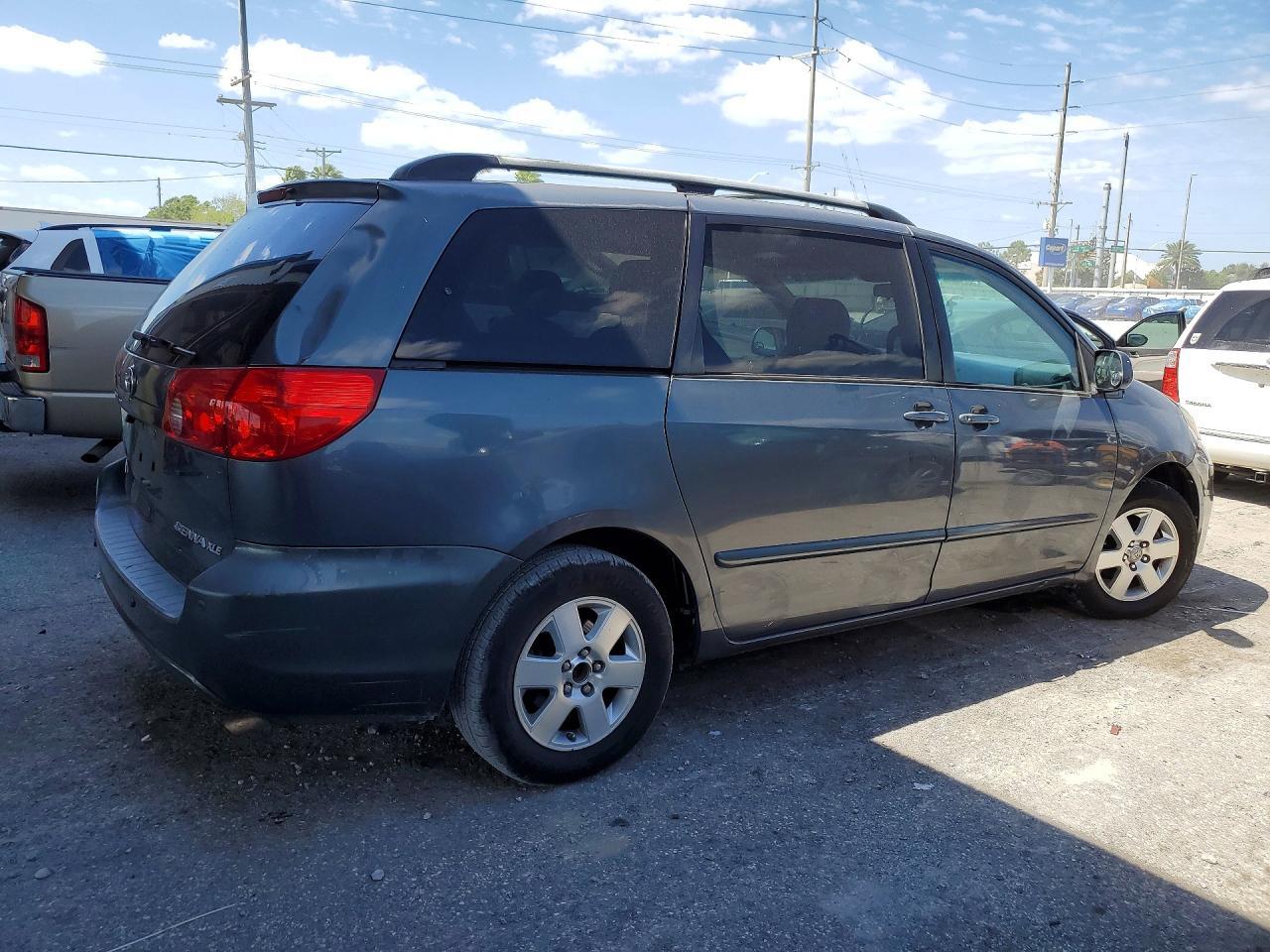 2008 Toyota Sienna Xle - Фото 3