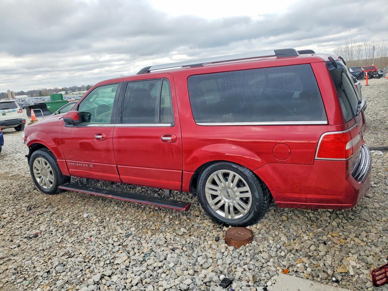 2013 Lincoln Navigator L - Фото 2