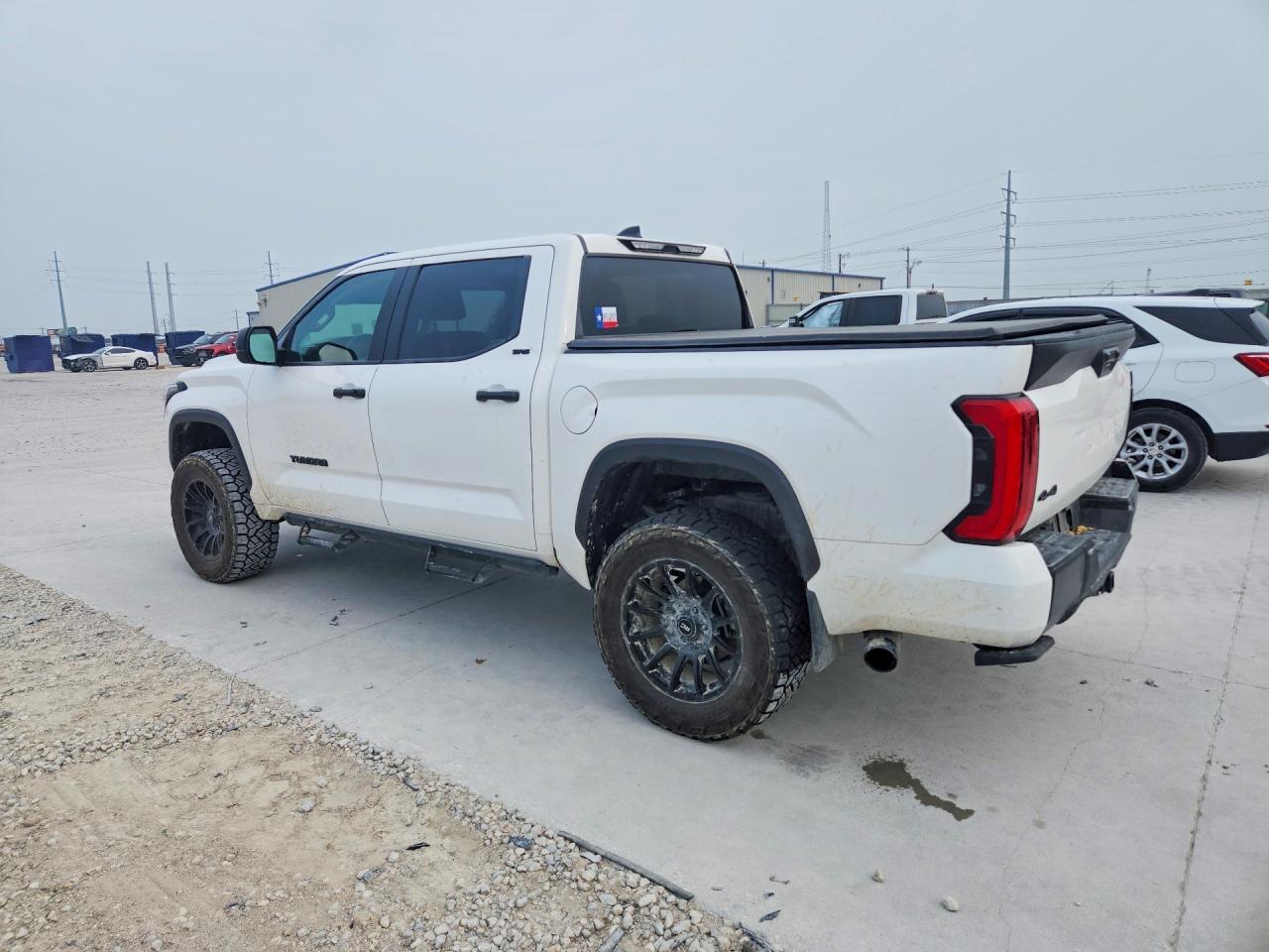 2024 Toyota Tundra Sr5 - Image 2