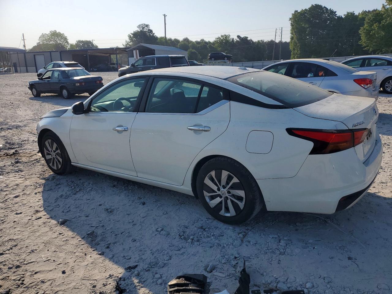 2019 Nissan Altima S - Image 2