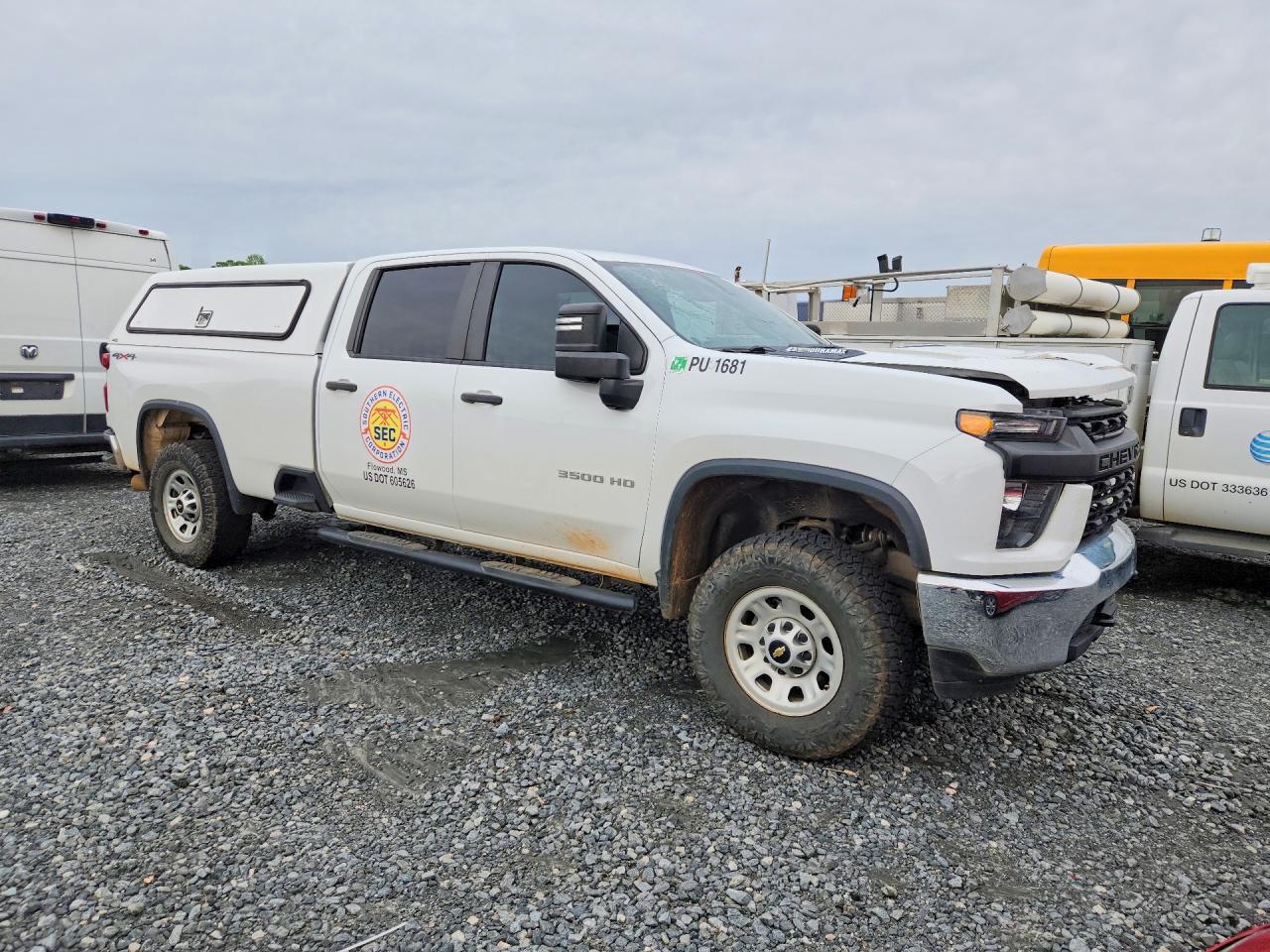 2021 Chevrolet Silverado K3500 - Фото 4
