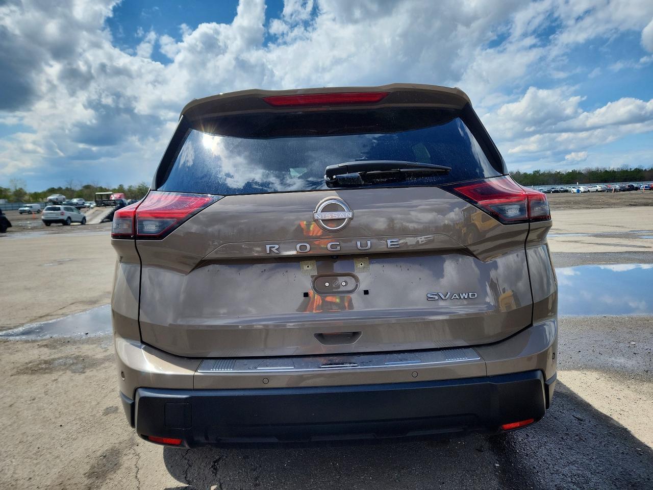 2024 Nissan Rogue Sv - Фото 6