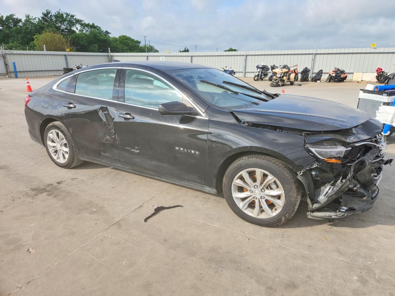 2022 Chevrolet Malibu Lt - Фото 4