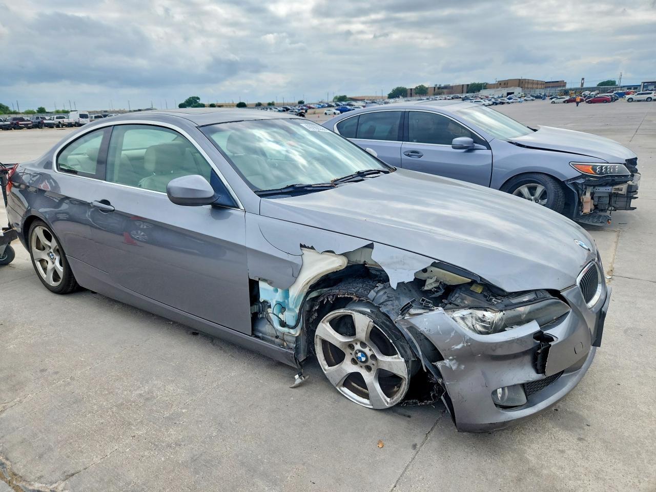 2010 BMW 328 I - Image 4