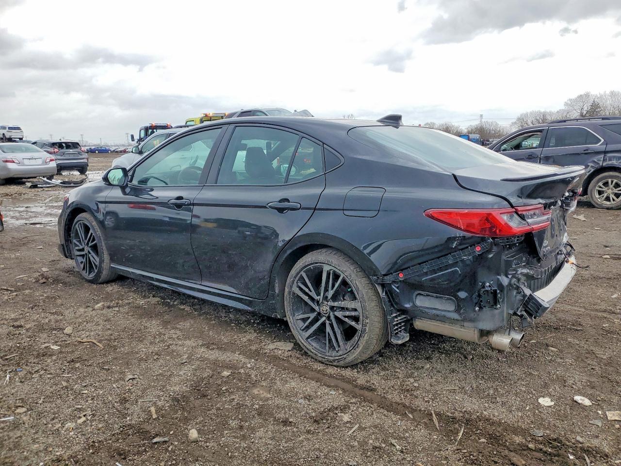 2025 Toyota Camry Xse - Фото 2