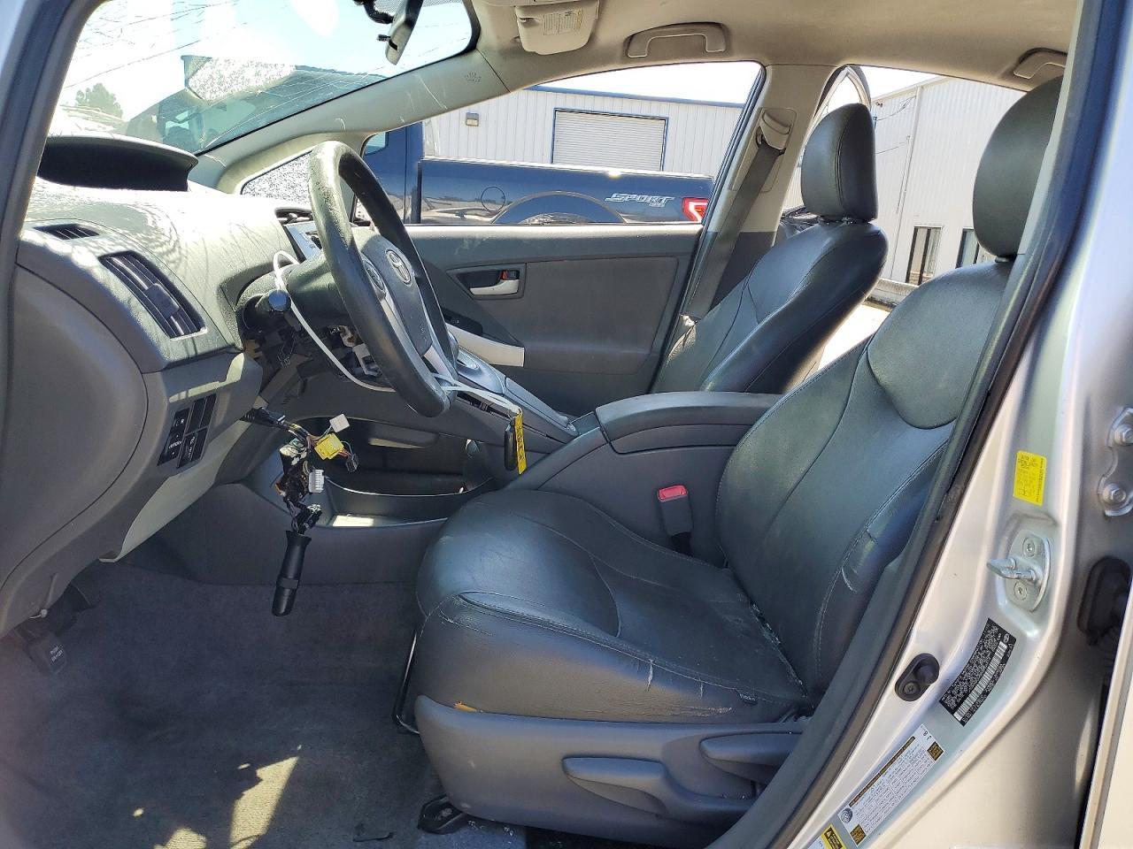 2011 Toyota Prius Two - Image 7