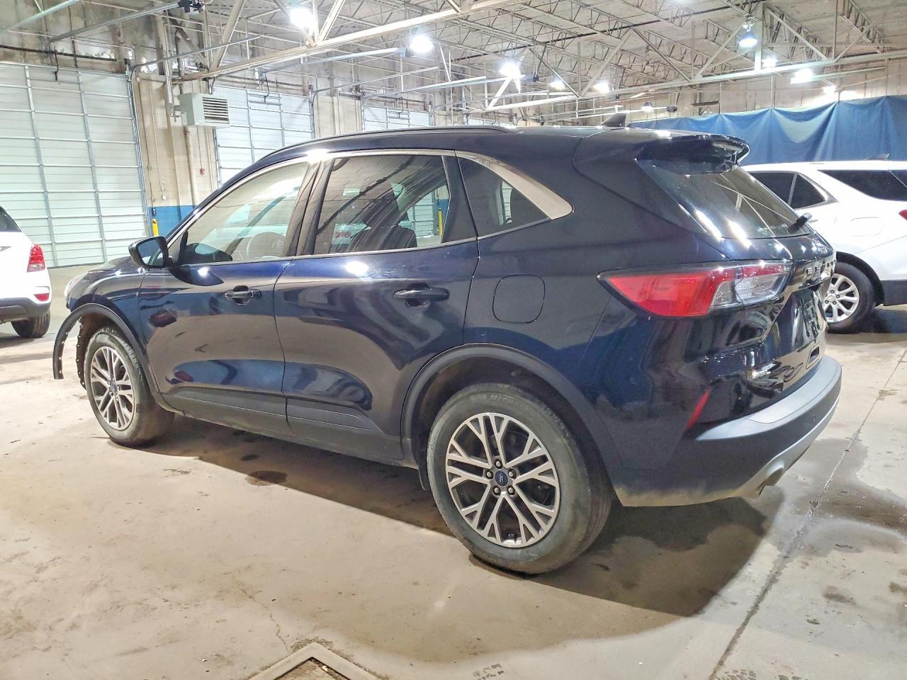 2021 Ford Escape Sel - Фото 2