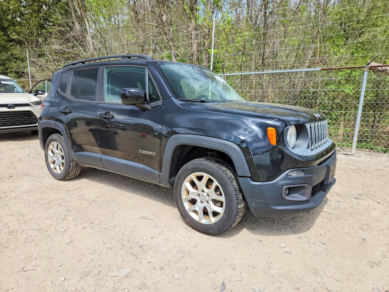 2015 Jeep Renegade Latitude - Фото 4