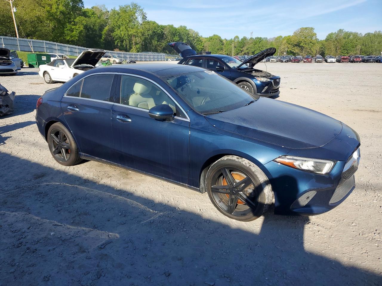 2021 Mercedes-Benz A 220 4Matic - Фото 4