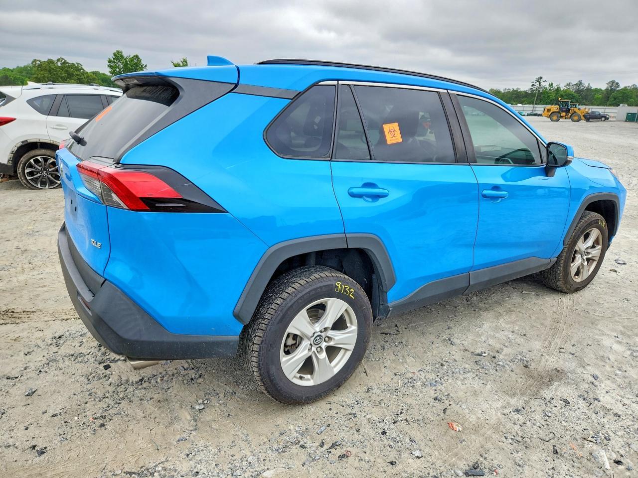 2020 Toyota Rav4 Xle - Фото 3