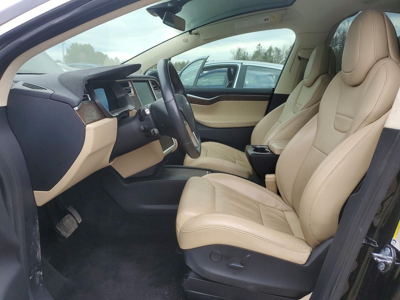 2017 Tesla Model X - Фото 7