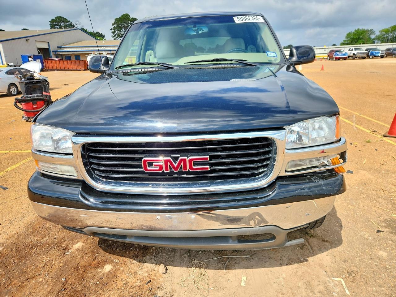 2004 GMC Yukon - Image 5