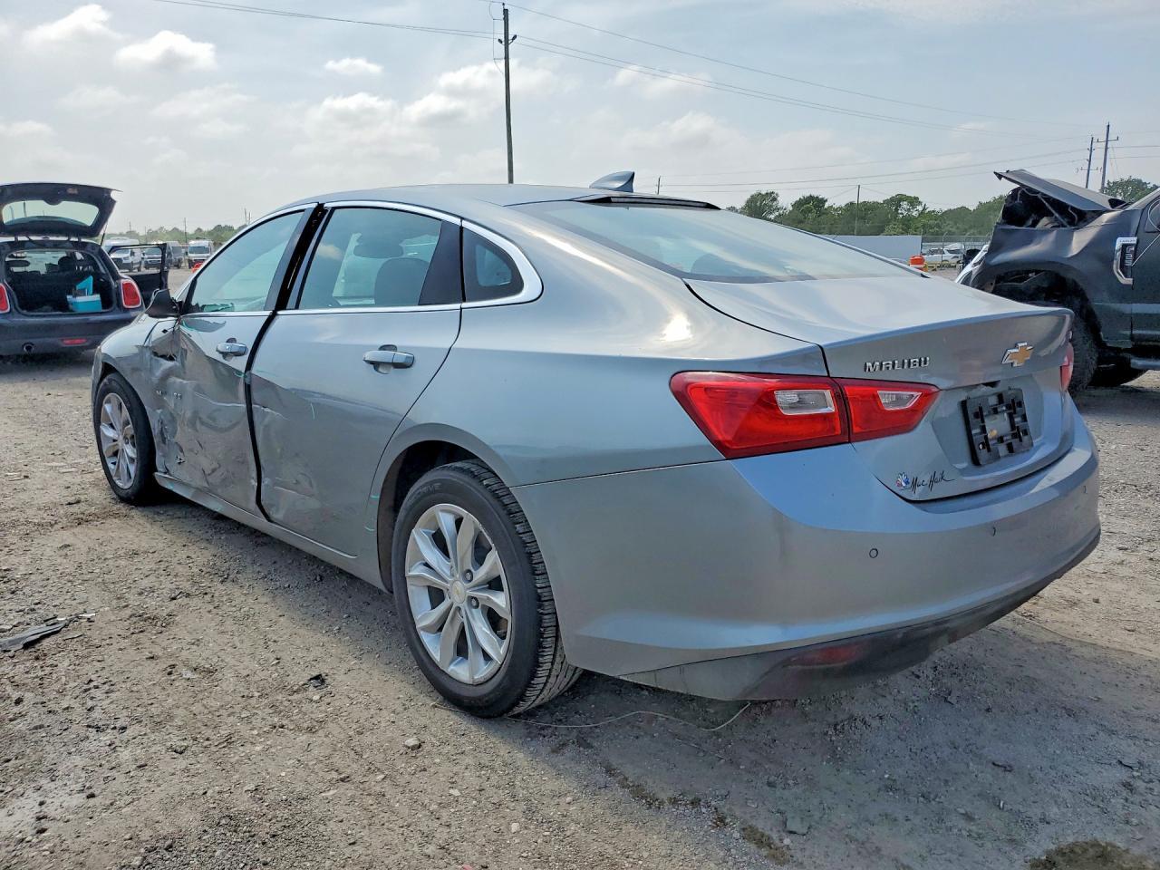2024 Chevrolet Malibu Lt - Фото 2