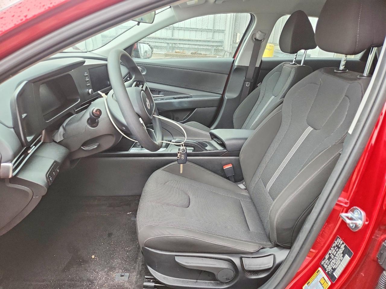 2025 Hyundai Elantra Se - Фото 7