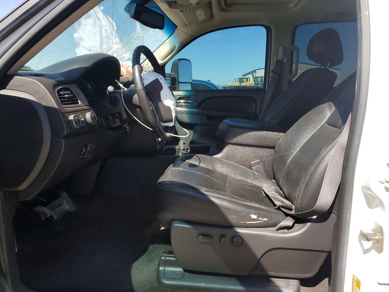 2013 Chevrolet Silverado K2500 Heavy Duty Ltz - Image 7