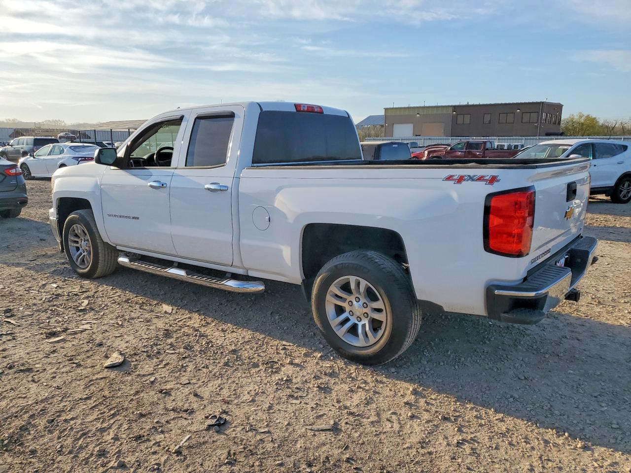 2014 Chevrolet Silverado K1500 Lt - Image 2