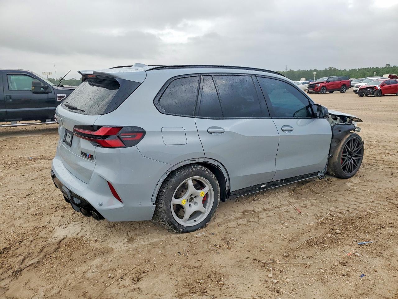 2025 BMW X5 M Competition - Фото 3