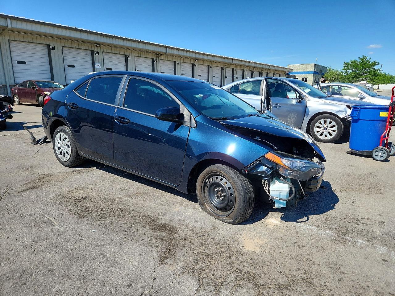 2017 Toyota Corolla Le - Фото 4