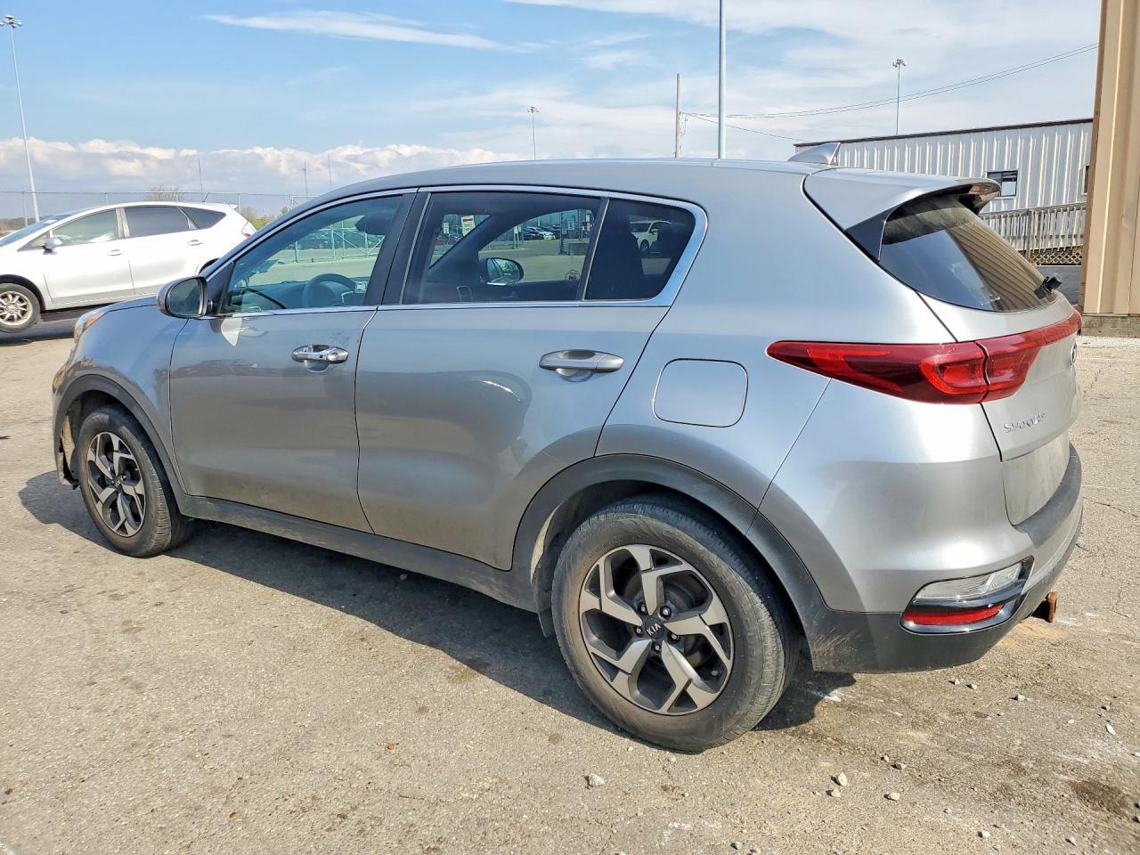 2020 Kia Sportage Lx - Image 2