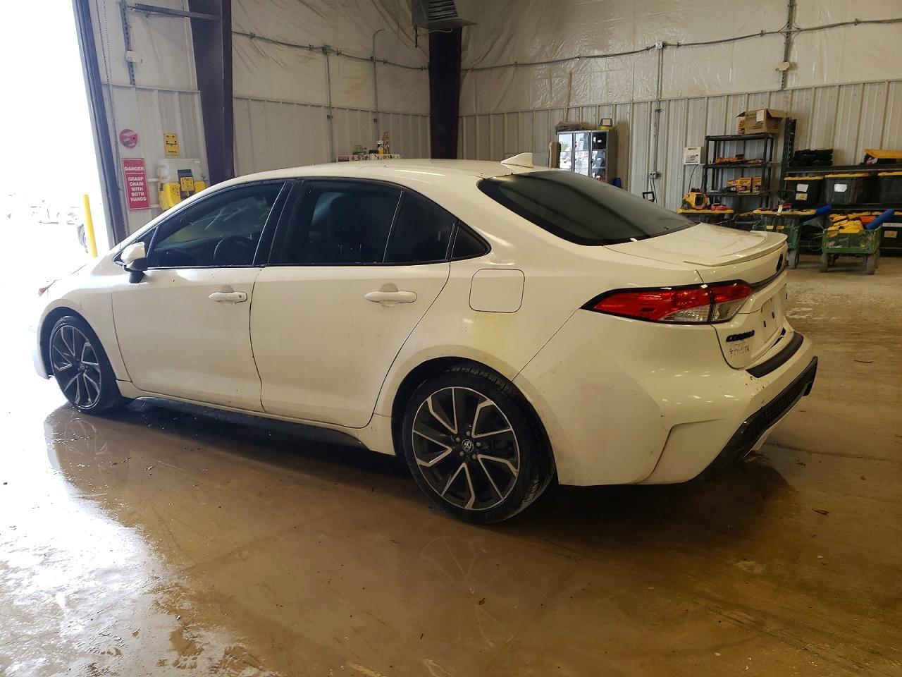 2022 Toyota Corolla Se - Image 2