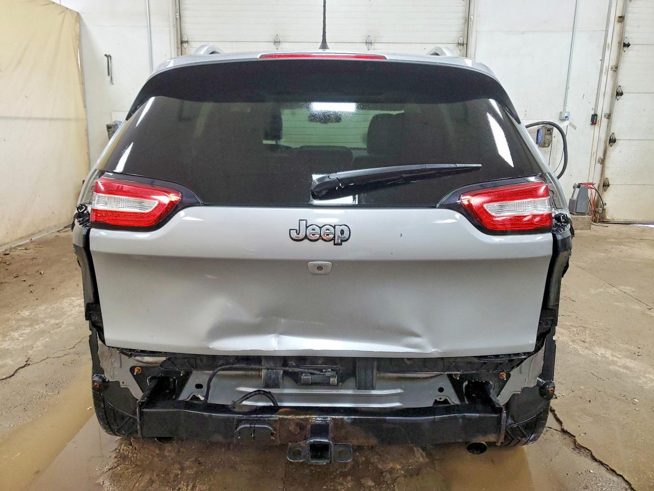 2016 Jeep Cherokee Limited - Image 6