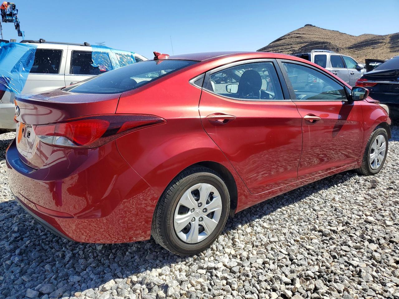 2016 Hyundai Elantra Se - Фото 3