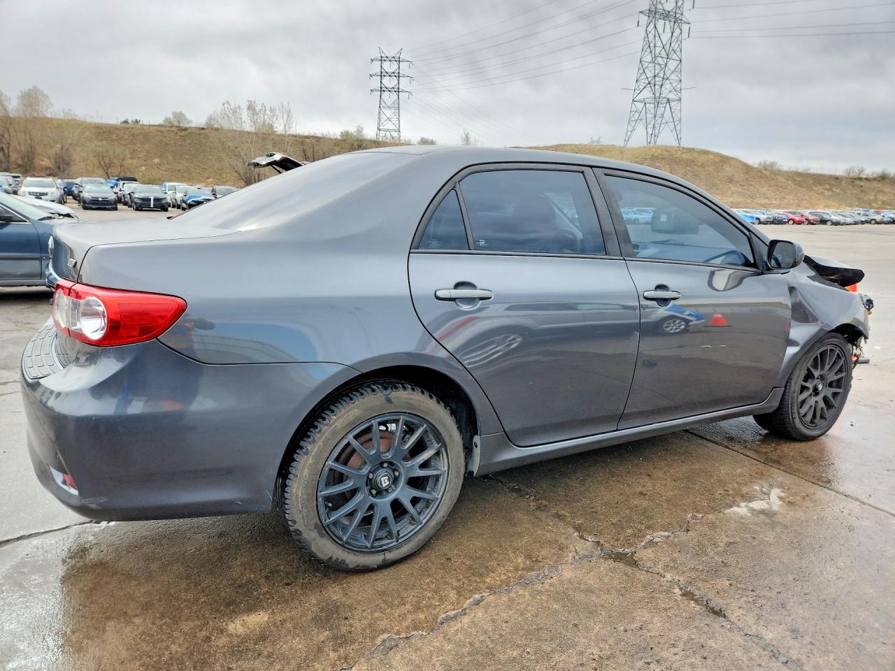 2012 Toyota Corolla Le - Фото 3
