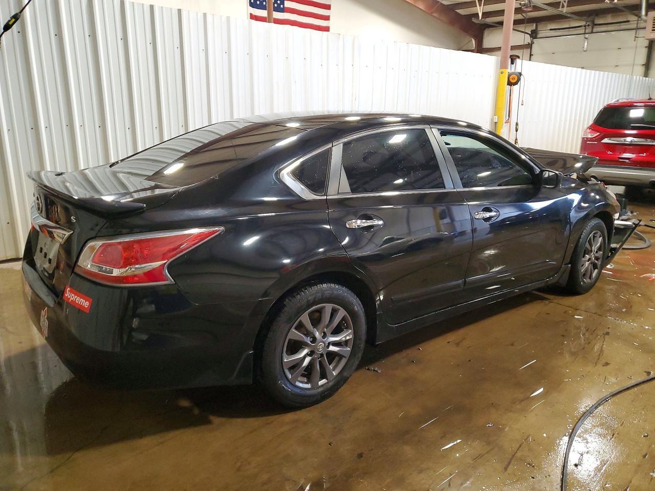 2015 Nissan Altima 2.5 S - Фото 3