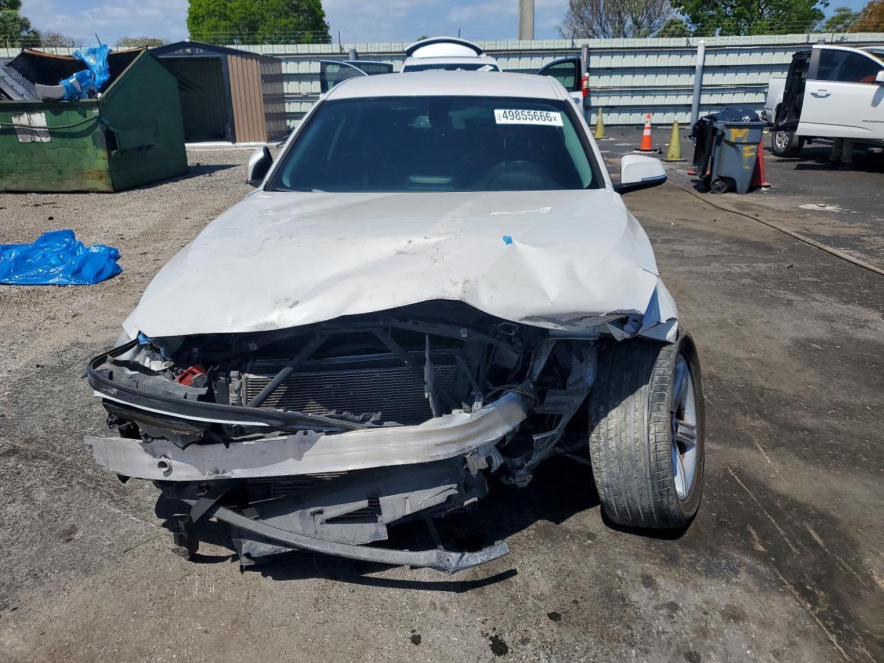 2014 BMW 320 I - Image 5
