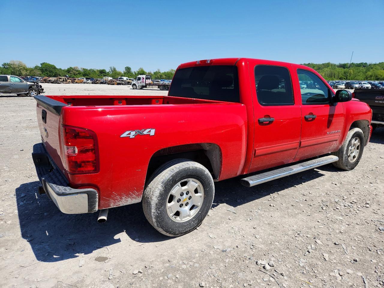 2011 Chevrolet Silverado K1500 Lt - Фото 3