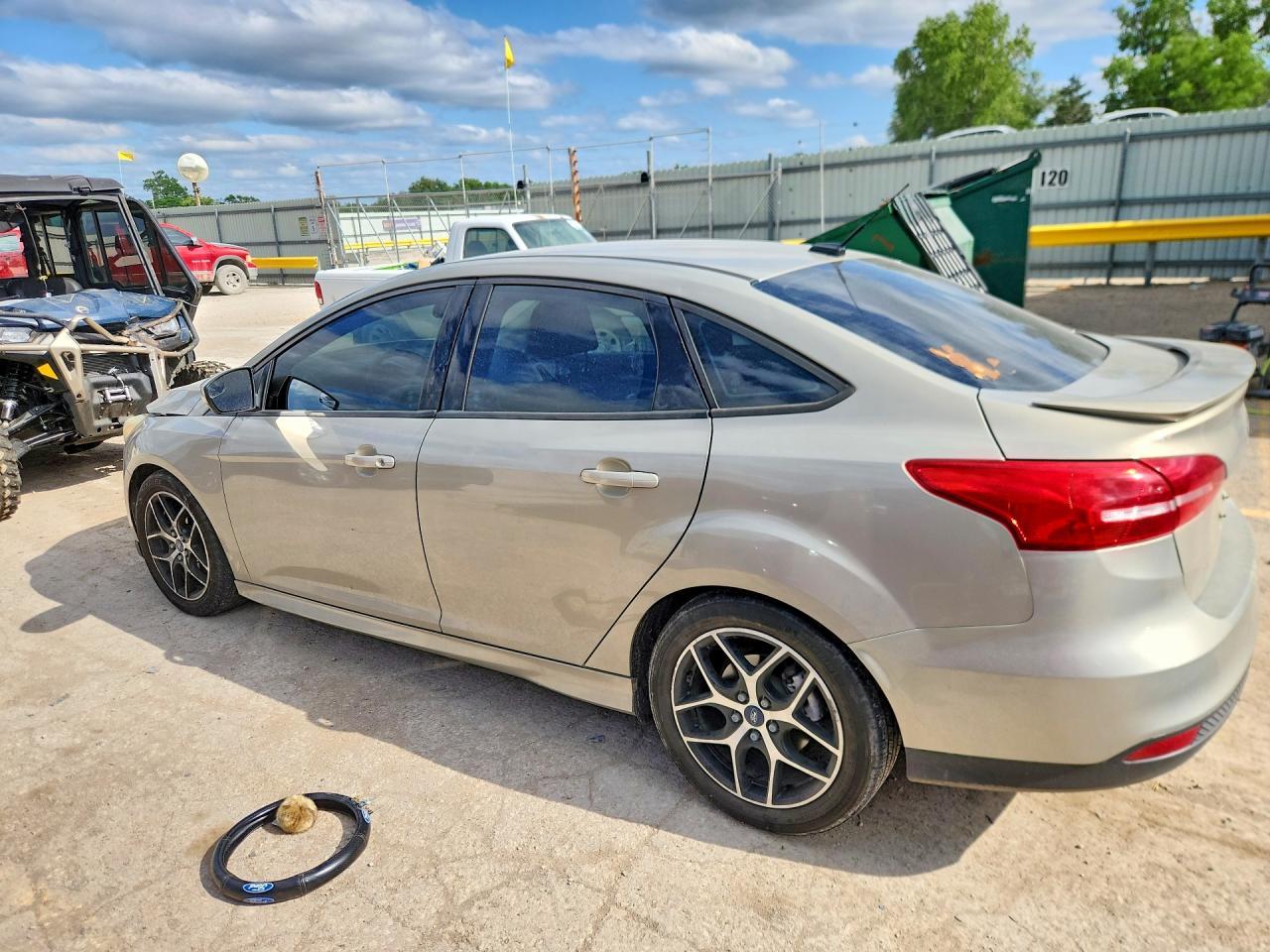 2015 Ford Focus Se - Фото 2