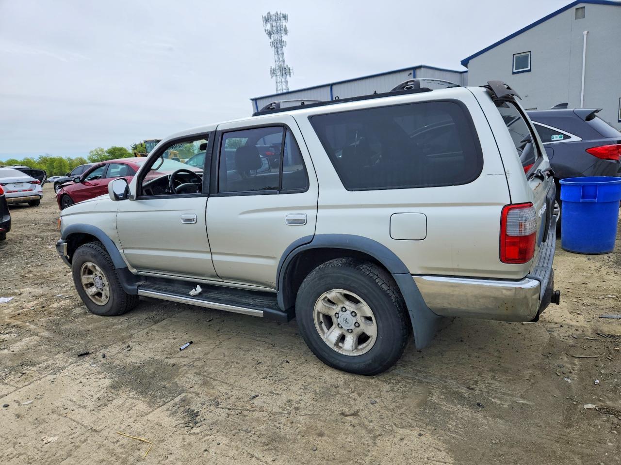 2000 Toyota 4Runner Sr5 - Фото 2