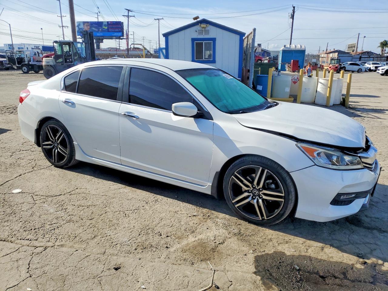 2017 Honda Accord Sport - Фото 4