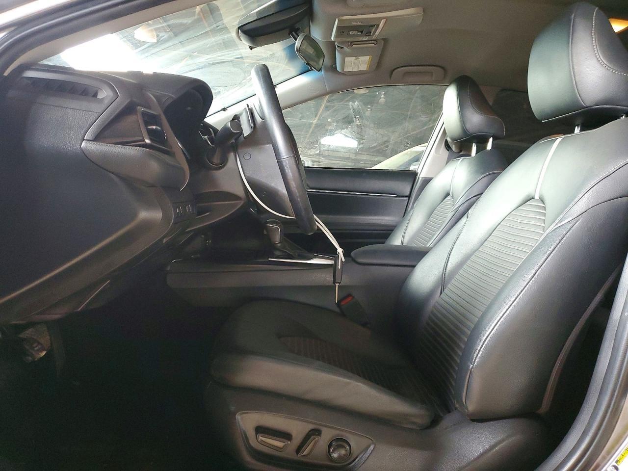 2019 Toyota Camry Se - Фото 7