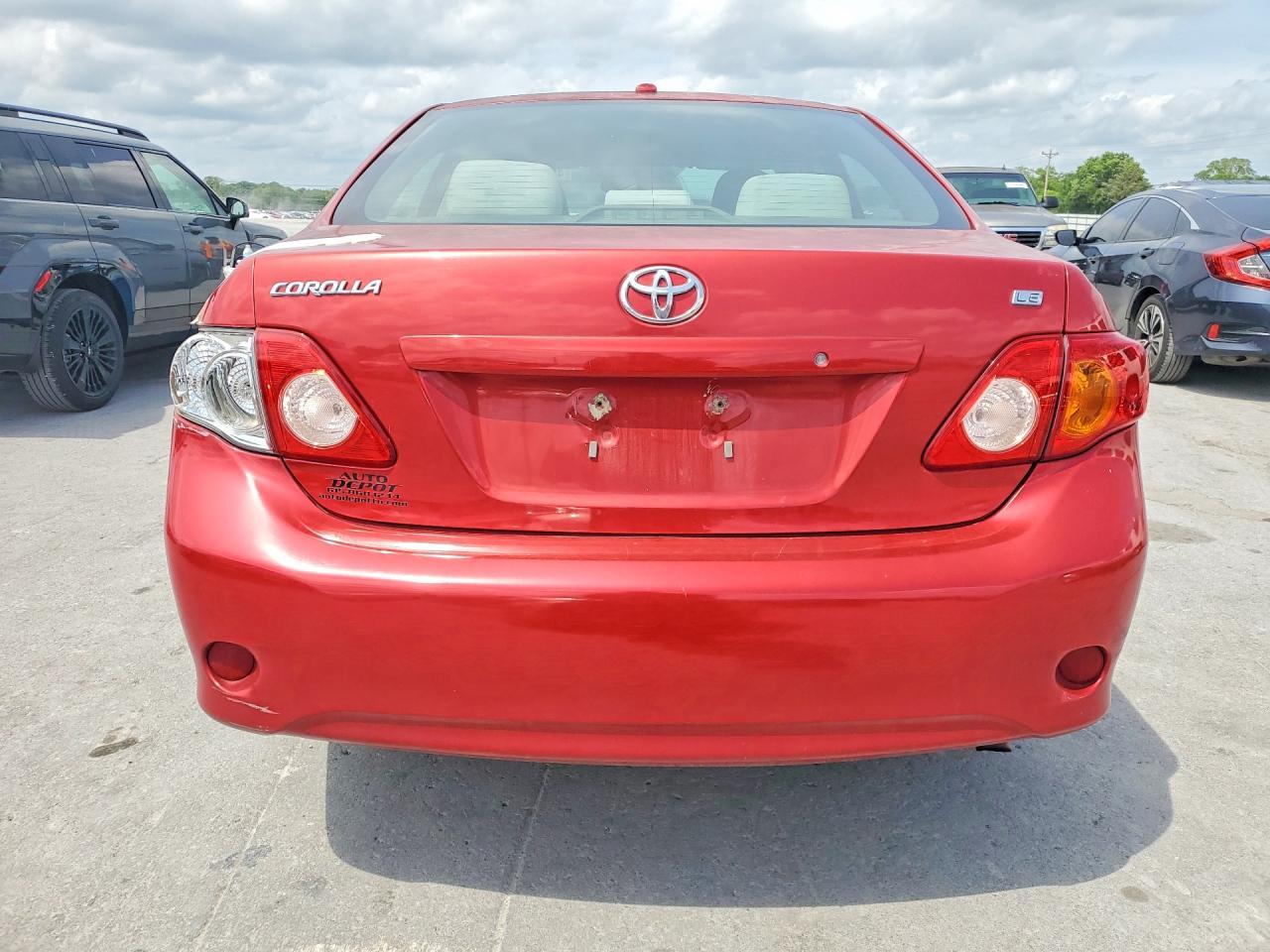 2010 Toyota Corolla Le - Фото 6