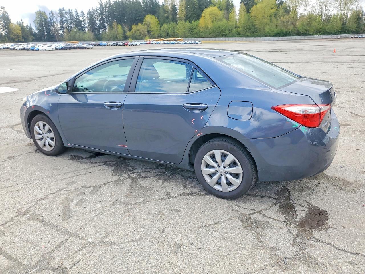 2014 Toyota Corolla Le - Фото 2