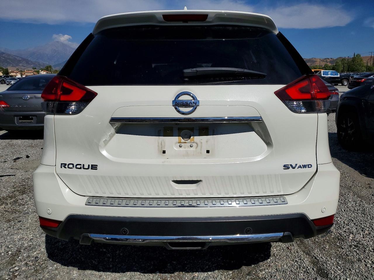 2020 Nissan Rogue Sv - Image 6