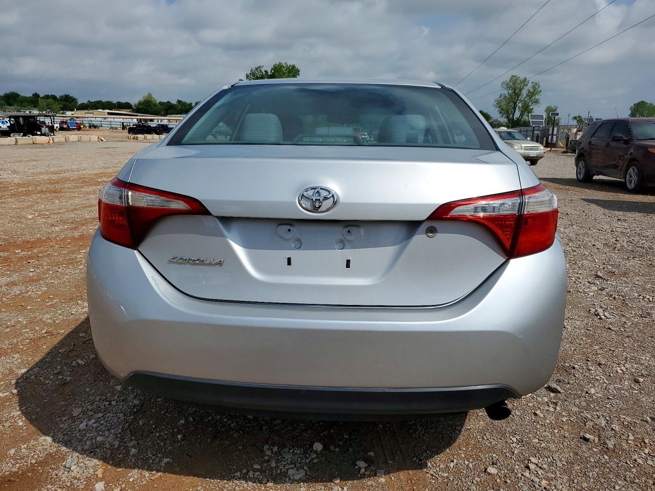 2014 Toyota Corolla L - Image 6