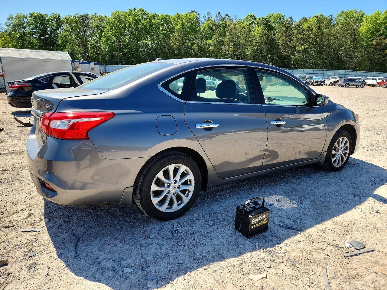2019 Nissan Sentra Sv - Фото 3