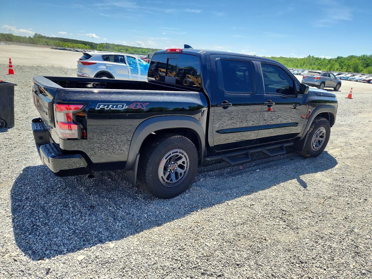 2025 Nissan Frontier Pro-4X - Image 3