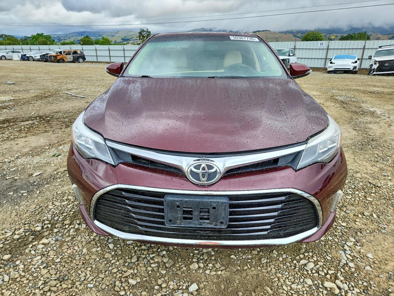 2016 Toyota Avalon Touring - Image 5