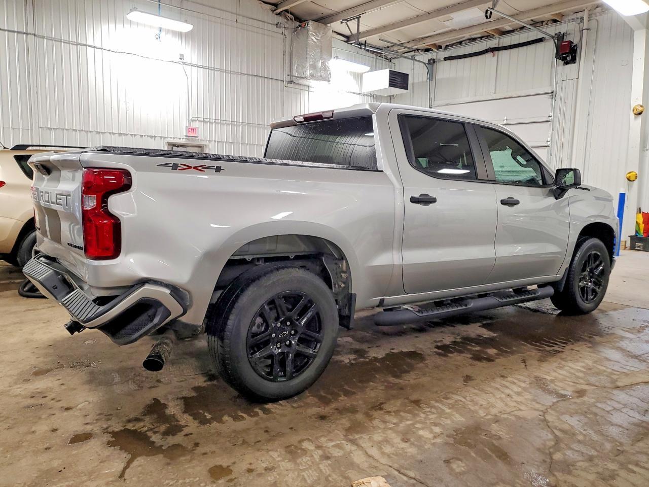 2021 Chevrolet Silverado K1500 Custom - Image 3